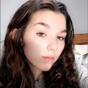 Meet your Posher, Jocelyn